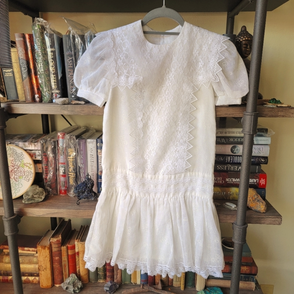 Mini dress length vintage dress